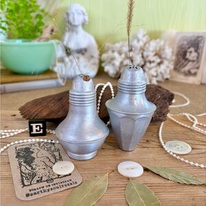Vintage Aluminum Salt & Pepper Shakers 🩶 Unique Home Decor / Kitchen / Retro